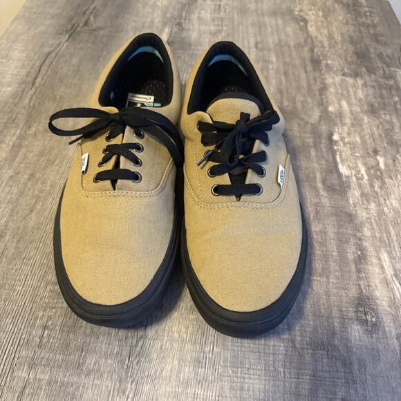 Vans Men’s Tan Canvas Low-Top Sneakers with Black Soles main image 5